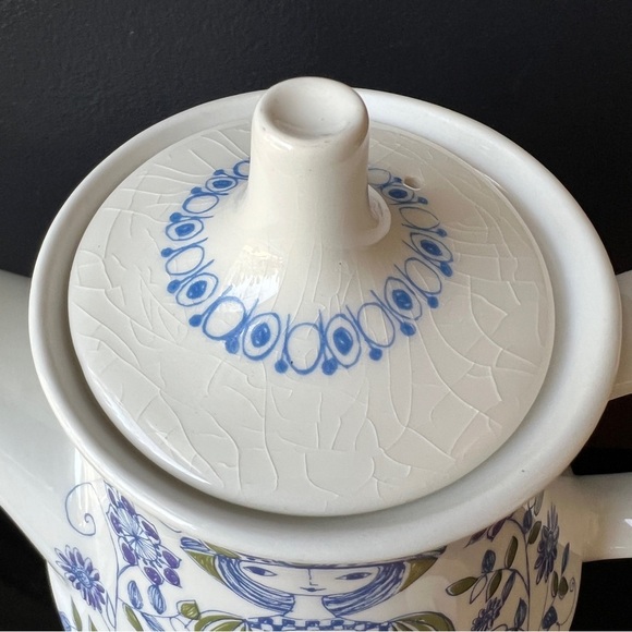 Vintage Figgjo Lotte Norway White and Blue Teapot Coffee Pot As Is Whimsical 60s - Picture 5 of 9